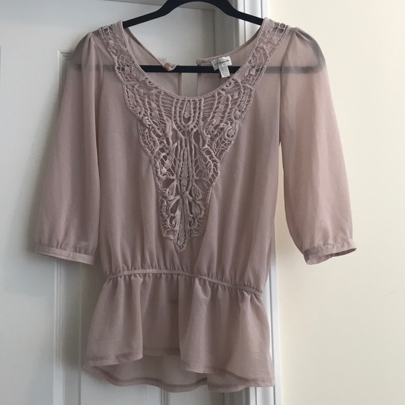 Tan Blouse - Picture 1 of 1